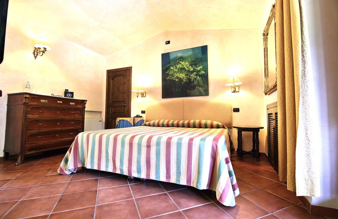 L'Agnata Di De Andre Boutique Hotel Tempio Pausania Exteriér fotografie