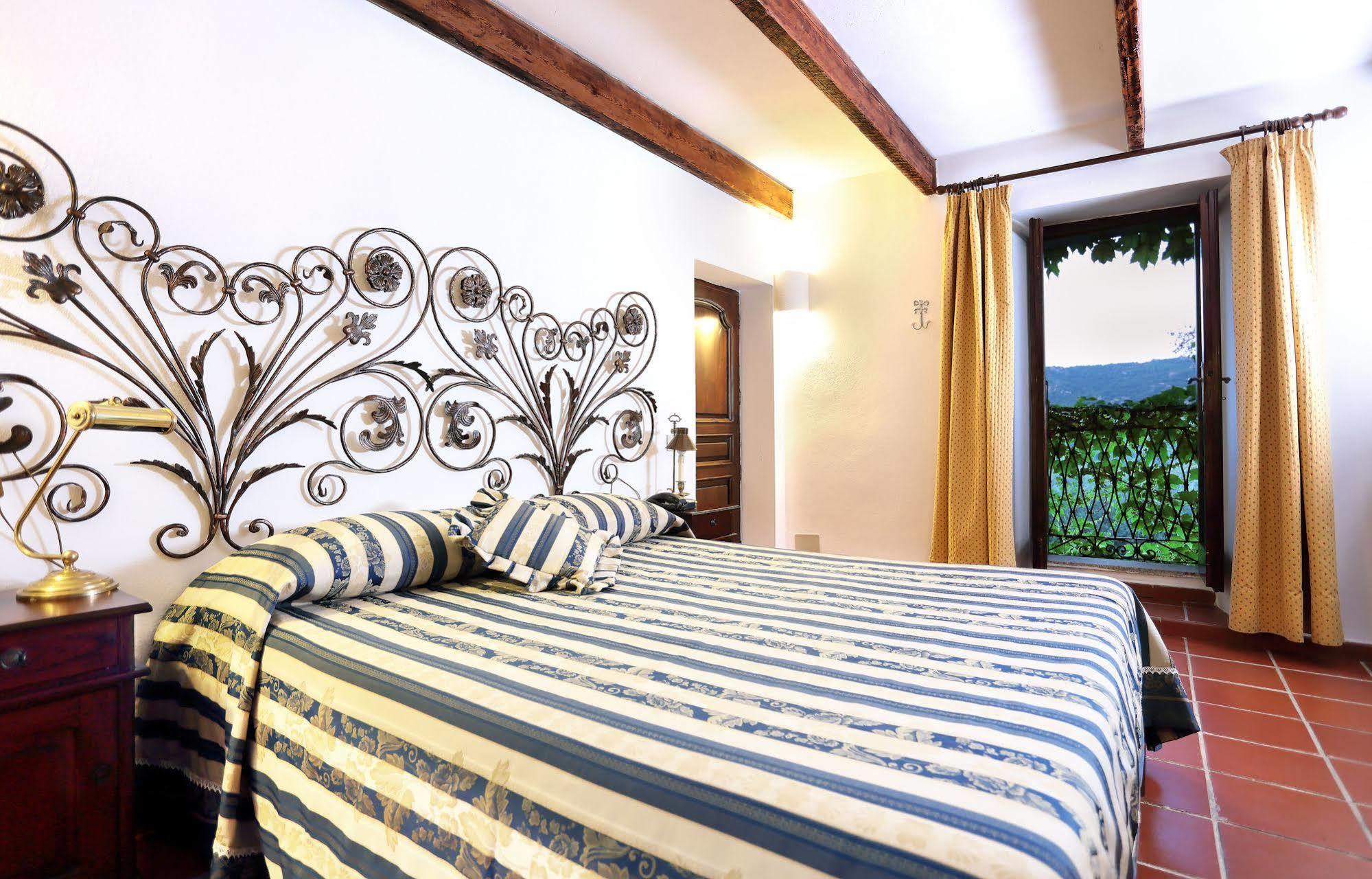 L'Agnata Di De Andre Boutique Hotel Tempio Pausania Exteriér fotografie